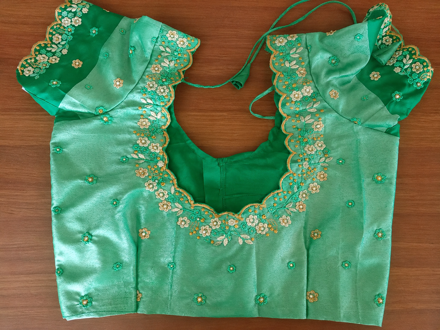 1-Hour Blouse Delivery
